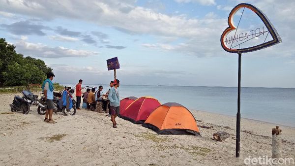 Foto: Pantai Pasir Putih Tersembunyi di NTB