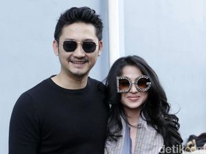 Bukan karena Kontrak, Ini Alasan Dewi Perssik Tunda Hamil