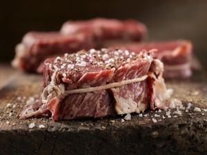 Rutin Makan Daging dan Keju Bisa Sehatkan Jantung, Apa Benar? Rutin Makan Daging dan Keju Bisa Sehatkan Jantung, Apa Benar?