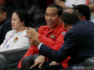 Jokowi Semringah Lihat Eko Yuli Raih Medali Emas
