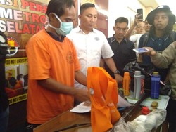 Begini Cara Curang Bengkel di Jaksel Jual Oli Palsu ke Konsumen