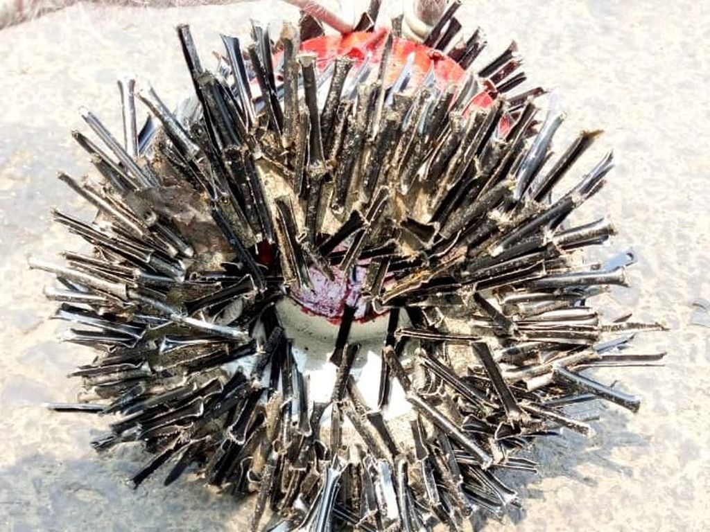 Pakai Ban Tubeless, Motor Belum Tentu Aman 100% dari Ranjau Paku Pakai Ban Tubeless, Motor Belum Tentu Aman 100% dari Ranjau Paku