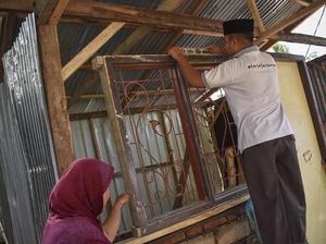 Bohlam, Atap Futuristik, dan Harapan Pascagempa