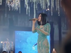 Ini Alasan Syahrini Ajak Glenn Fredly dan Tompi Manggung di Konsernya