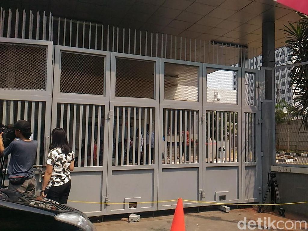 Catat! Tahanan KPK Hanya Bisa Dijenguk di Jam Ini Saat Lebaran Catat! Tahanan KPK Hanya Bisa Dijenguk di Jam Ini Saat Lebaran