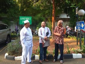 Salat Idul Adha, Darmin Nyetir Mobil Sendiri ke Masjid