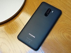 Xiaomi Rilis Varian Baru Pocophone F1, Bedanya?