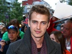 Hayden Christensen Naik Berat Badan 13,6 Kg Demi Jadi Darth Vader