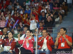 Jokowi Dukung Anthony dkk di Istora, Juga Tunjukkan Goyang Dayung