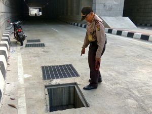 Tutup Gorong-gorong Underpass Mampang Hilang untuk Kali Ketiga