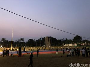 Jokowi Salat Idul Adha di Lapangan Cibinong, Bogor