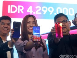 OPPO Anggap Pocophone Bukan Saingan
