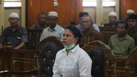 Ekspresi Meiliana Saat Sidang hingga Divonis 18 Bulan Bui