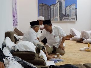 Kemesraan Fahri-Fadli dengan Maruf Amin di Mekah