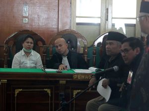 Kisah Meiliana, Keluhan Volume Suara Azan Berujung Penjara Kisah Meiliana, Keluhan Volume Suara Azan Berujung Penjara