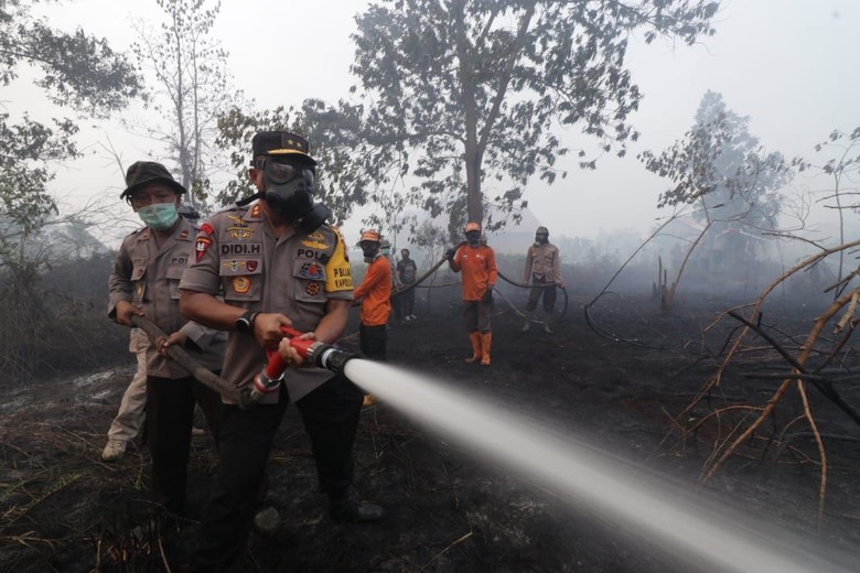 Kapolda Kalbar: Jika Ada Orang Bakar Lahan Laporkan