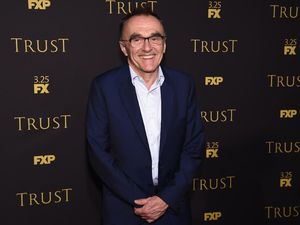 Alasan di Balik Hengkangnya Sutradara James Bond 25