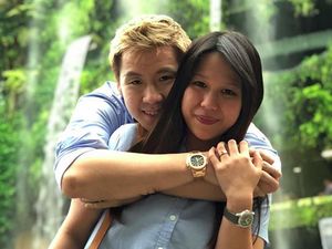So Sweet! Potret Romantis Marcus Gideon dengan sang Istri, Agnes