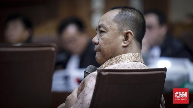 Eks Kepala BPPN Syafruddin Arsyad Temenggung divonis bebas dari perkara BLBI di tingkat Kasasi.