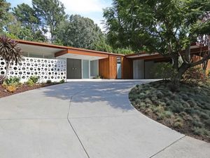 Rumah Bintang Fifty Shades Dijual Rp 46 M, Begini Isinya Rumah Bintang Fifty Shades Dijual Rp 46 M, Begini Isinya