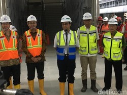 Jajal MRT, Anies: Rasanya Smooth, Seperti Naik Eskalator Berjalan