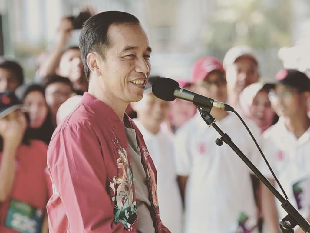 Jokowi Bertemu Jagoan Mobile Legends, Ini Kata Netizen! Jokowi Bertemu Jagoan Mobile Legends, Ini Kata Netizen!