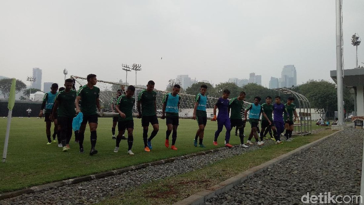 Timnas Indonesia U-23 berlatih adu penalti jelang laga lawan UEA di Asian Games 2018 (Foto: Amalia Dwi Septi/detikSport)