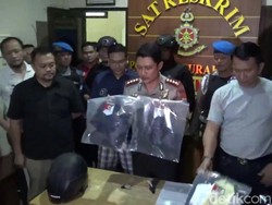 Memakai Baju Tahanan, Begini Penampilan Bos Cat Iwan Adranacus