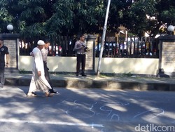 Polda Jateng Turunkan 3 Tim Olah TKP Pemobil Tabrak Pemotor di Solo