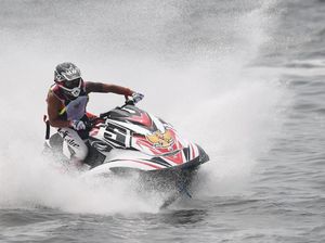 Video Aqsa Sutan Aswar Gondol Emas dari Cabang Jetski