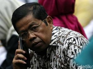Ahli Hukum: Idrus Marham Offside Mundur Sebelum Ditetapkan Tersangka Ahli Hukum: Idrus Marham Offside Mundur Sebelum Ditetapkan Tersangka