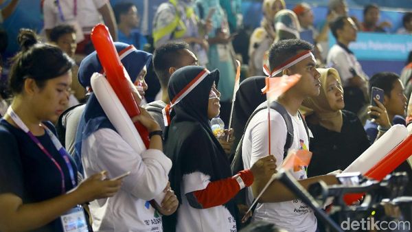 Riuh Rendah Penonton Final Panjat Tebing