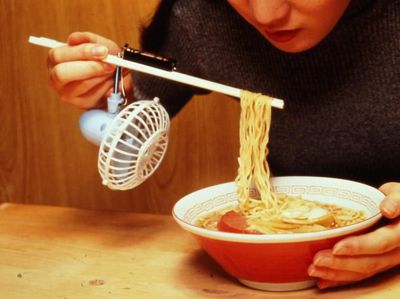 Waduh, 10 Penemuan Alat Makan Ini Dianggap Tidak Berguna!