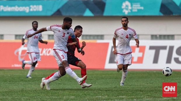 Luis Milla merasa Timnas Indonesia U-23 kalah karena salah satunya keputusan buruk wasit Shaun Evans. (