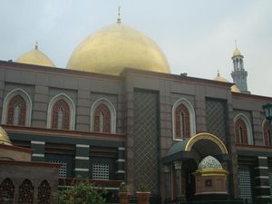 Pendiri Masjid Kubah Emas Depok Meninggal Dunia