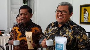 Mundur Jadi Mensos, Intip Yuk Gaya Makan Idrus Marham