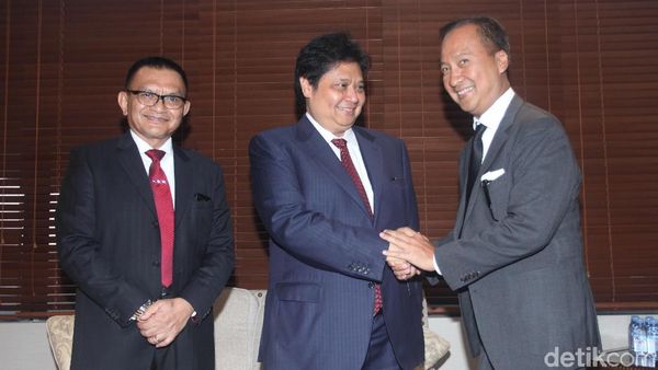 Ucapan Selamat Airlangga untuk Agus Gumiwang