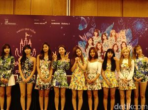 TWICE Pamer Kemampuan Bicara Bahasa Indonesia TWICE Pamer Kemampuan Bicara Bahasa Indonesia