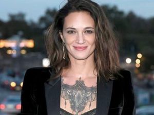 Asia Argento dan Skandal Seksnya