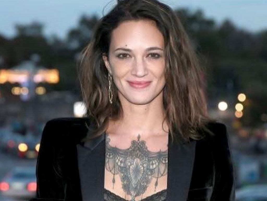 Asia Argento dan Skandal Seksnya Asia Argento dan Skandal Seksnya