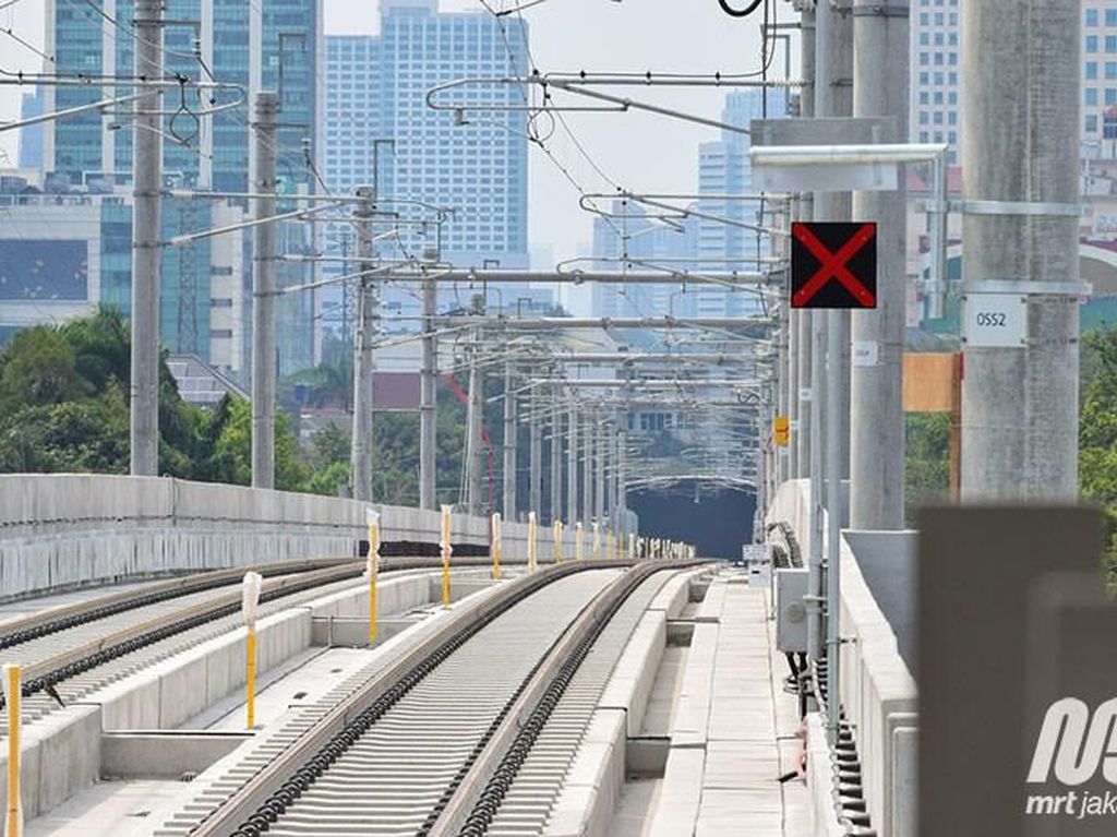 Pemerintah Rayu Swasta Bangun MRT Tangerang-Cikarang Pemerintah Rayu Swasta Bangun MRT Tangerang-Cikarang