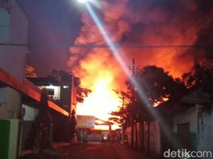 Pasar Pon Trenggalek Terbakar