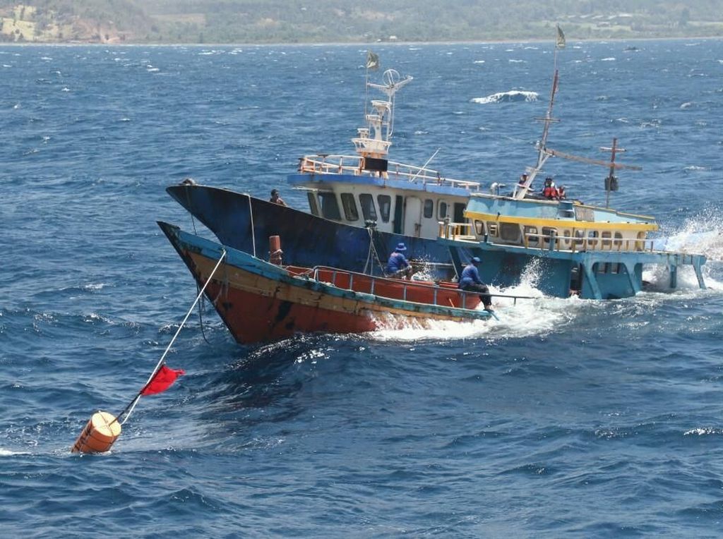 4 Tahun Susi Sikat Kapal Maling Ikan, Apa Hasilnya? 4 Tahun Susi Sikat Kapal Maling Ikan, Apa Hasilnya?
