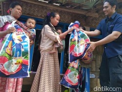 Balita Stunting di Jember Dibantu, Paket Beras dan Daging Dibagikan