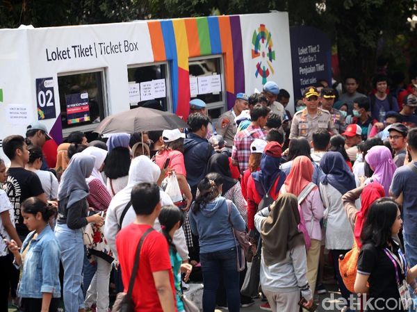 Loket Tiket Bulutangkis Asian Games Dipadati Pembeli