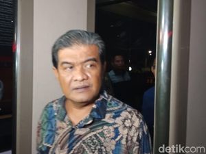 Pengacara Akan Ajukan Rehabilitasi untuk Fariz RM Pengacara Akan Ajukan Rehabilitasi untuk Fariz RM