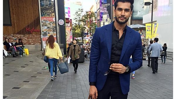 Foto: Liburannya Model Tampan India, Rohit Khandelwal