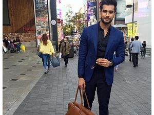Foto: Liburannya Model Tampan India, Rohit Khandelwal
