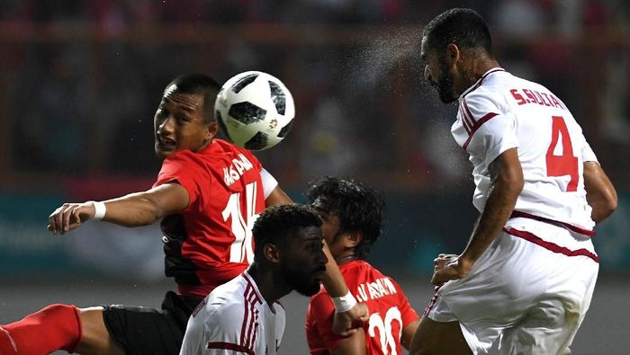Indonesia tersingkir di babak 16 besar sepakbola Asian Games 2018 setelah kalah dari Uni Emirat Arab lewat adu penalti (Foto: ANTARA FOTO/INASGOC/Djuli Pamungkas/Sup/18) Indonesia tersingkir di babak 16 besar sepakbola Asian Games 2018 setelah kalah dari Uni Emirat Arab lewat adu penalti (Foto: ANTARA FOTO/INASGOC/Djuli Pamungkas/Sup/18)
