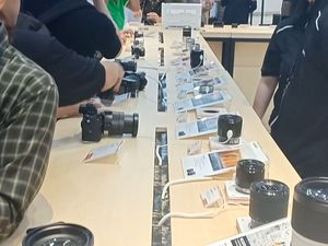 Coba-coba Lensa Seharga Rp 180 Juta di Sony Alpha Festival